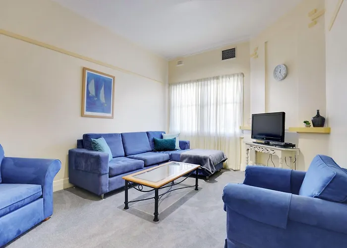 Bayview Family Apartments Glenelg